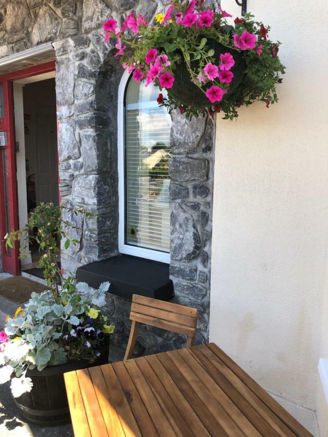 Amber Hill Bed & Breakfast Galway Eksteriør bilde